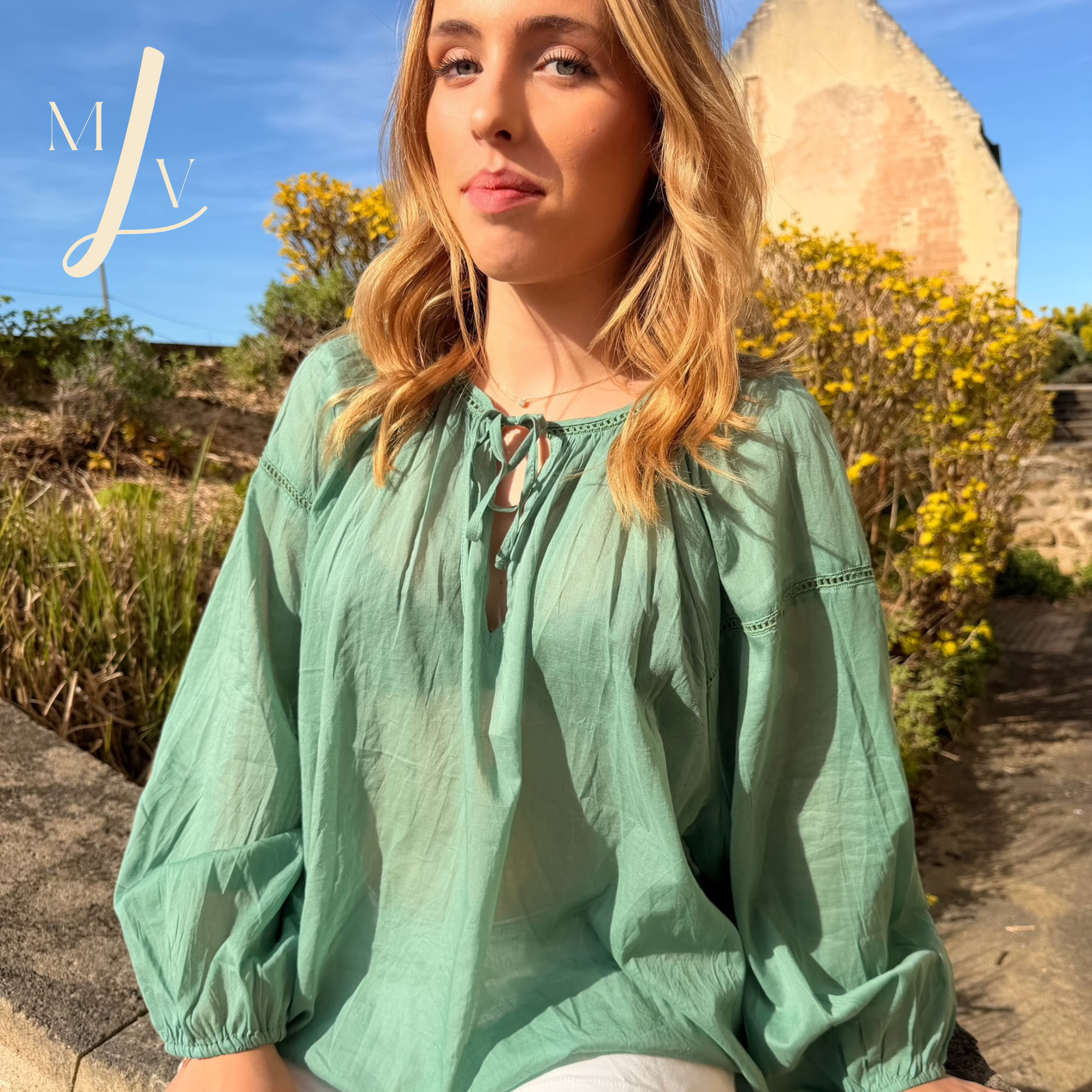 Blouse col V à nouer Elina 