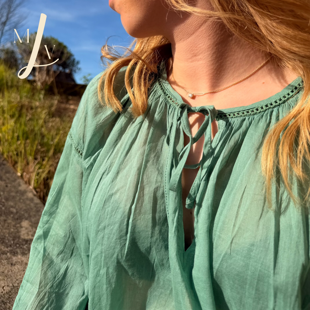 Blouse col V a nouer Elina col