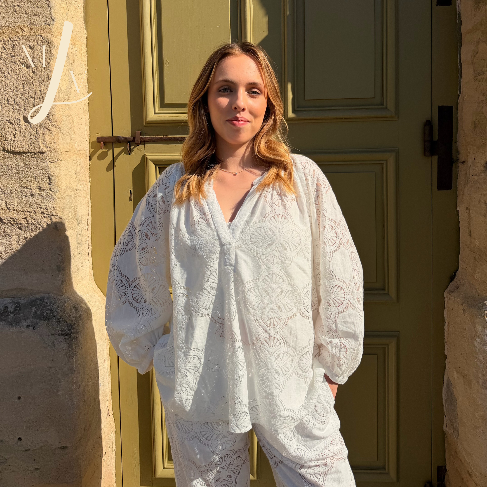 Blouse courte ajourée Ornella  Esprit dentelle