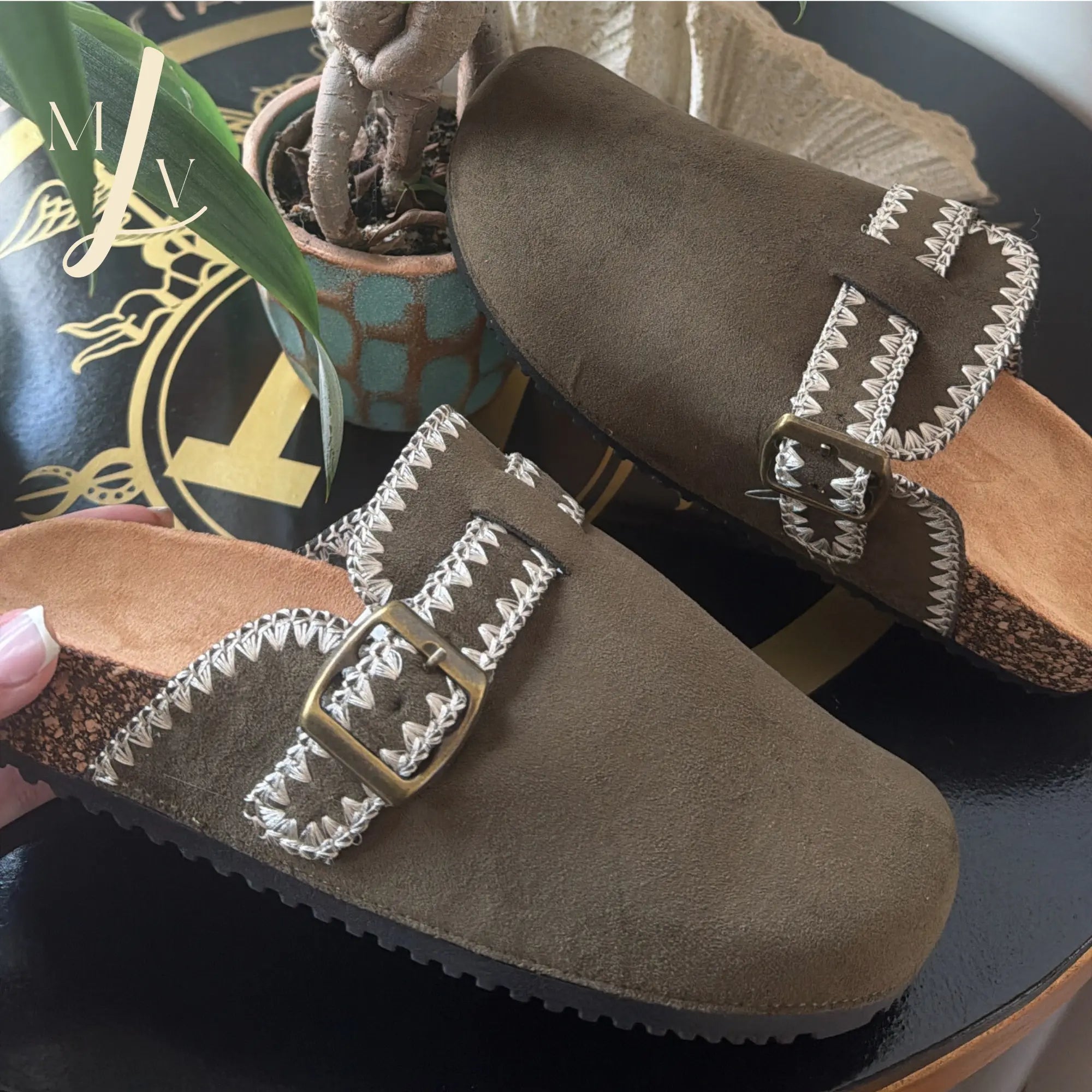 Mules kaki