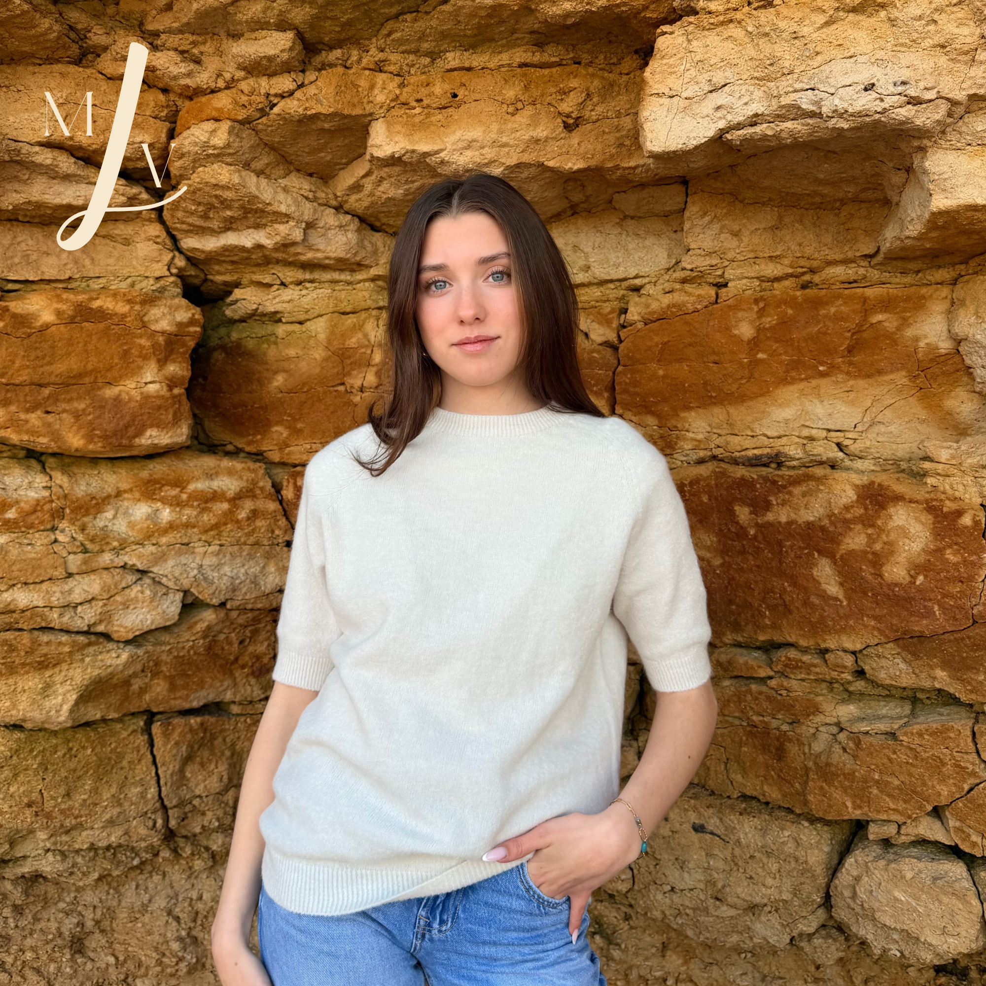 Pull Elia beige manches courtes