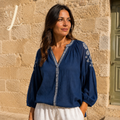 blouse bordée bleu marine 